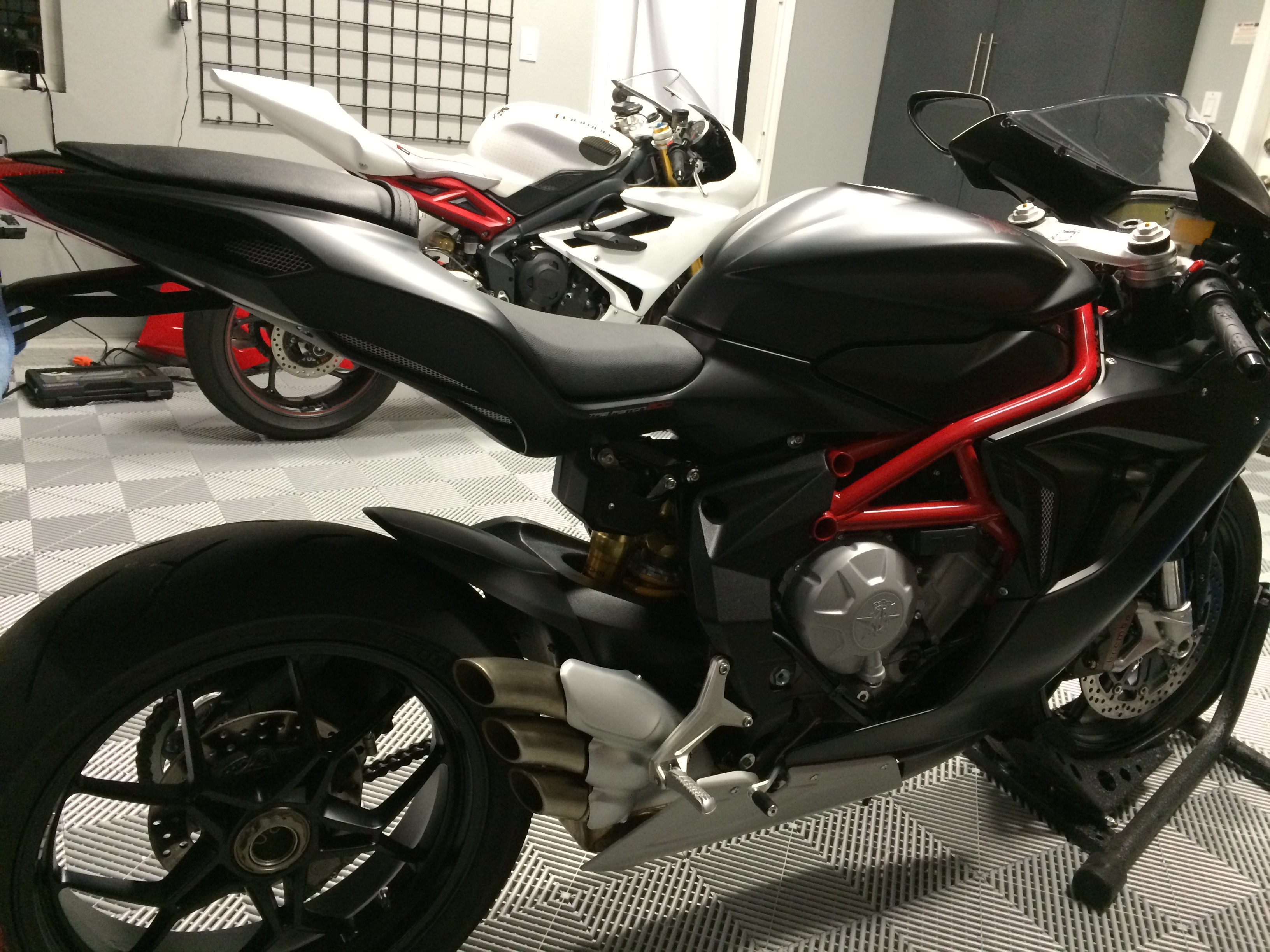 2015 MV Agusta F3 photo 46